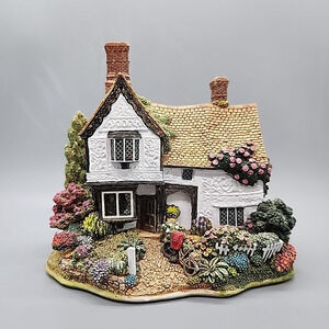 1997 Lilliput Lane Parsons Retreat Figure Village L2138 British England